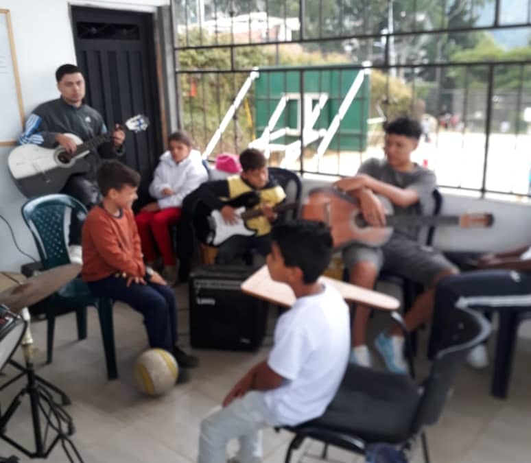 Bodypercussie-lessen in Colombia!